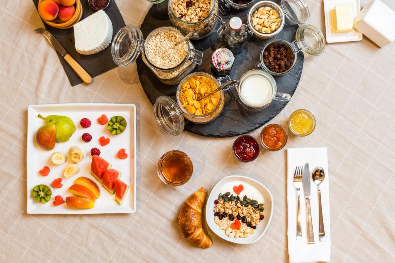 Chalet Diognysos B&B, Boutique Hotel & Wellness Crans-Montana Esterno foto